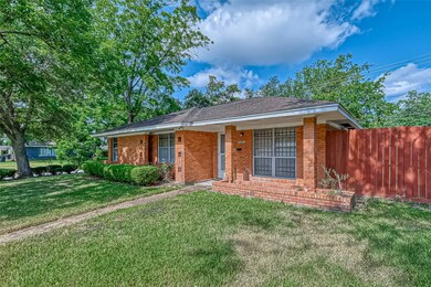 10301 Kelburn Dr, Houston, TX 77016 - photo 5