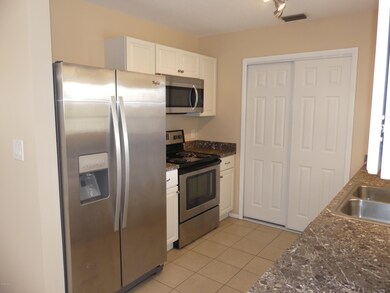 20 Kitchen