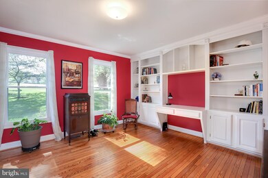 23308 Wilderness Walk Ct, Gaithersburg, MD 20882 - photo 3