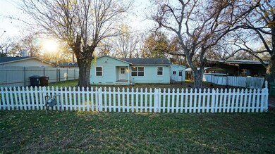 2316 James St, Denton, TX 76205 - photo 4