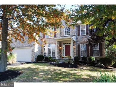 2515 Crestline Dr, Lansdale, PA 19446 - photo 2