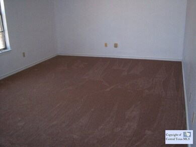 968 E Cedar St unit 201, Seguin, TX 78155 - photo 3