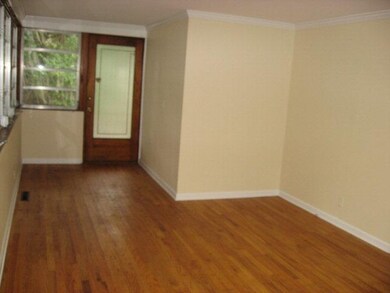 Den/Sunroom