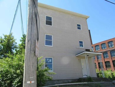 109 E School St, Woonsocket, RI 02895 - photo 4