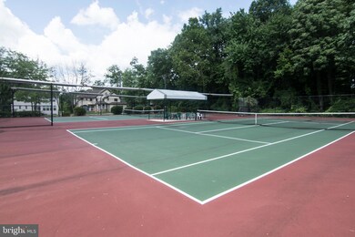 6350 Red Cedar Place unit 307, Baltimore, MD 21209 - photo 3