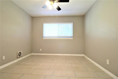 3001 Bee Ridge Rd unit 213, Sarasota, FL 34239 - photo 7