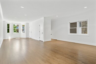 1116 W Addison St unit 1, Chicago, IL 60613 - photo 3