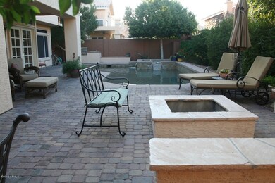 BACKYARD FIREPIT