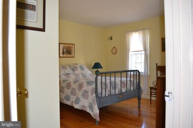 16917 Freedom Way, Rockville, MD 20853 - photo 4