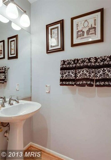 1909 Lakeport Way, Reston, VA 20191 - photo 4