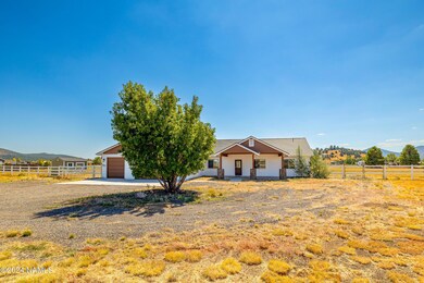 8150 E Neptune Dr, Flagstaff, AZ 86004 - photo 2
