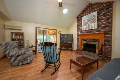 46 Hemlock Hill Rd, West Springfield, MA 01089 - photo 6