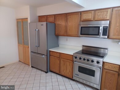 61 Piccadilly Cir, Doylestown, PA 18901 - photo 7