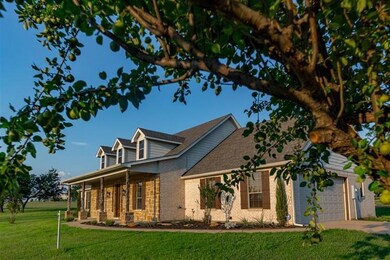 603 Lantana Dr, Granbury, TX 76049 - photo 2