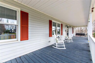 1062 Greenleaf Acres Dr, Asheboro, NC 27205 - photo 3