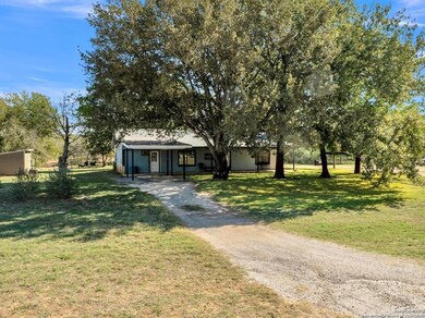 470 Rutledge Rd, Poteet, TX 78065 - photo 4