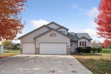 305 Maple Knoll Way NW, Saint Michael, MN 55376 - photo 2