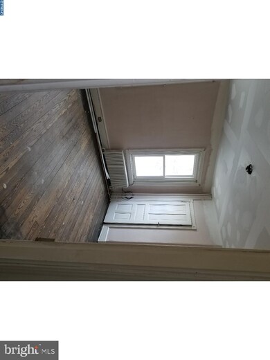 570 E Main St, Norristown, PA 19401 - photo 4