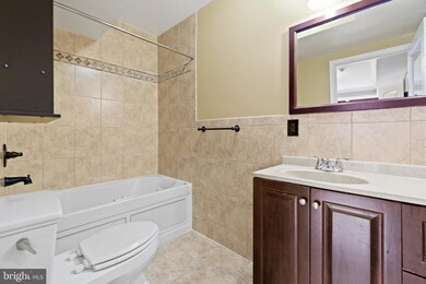 1317 Adams St NE unit 1, Washington, DC 20018 - photo 4