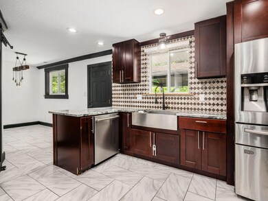 1107 Olney Dr, Columbus, OH 43227 - photo 4