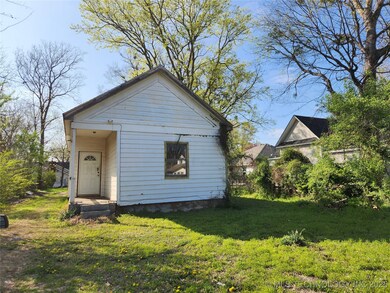 204 S Rowe St, Pryor, OK 74361 - photo 2