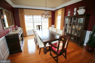 43292 Valiant Dr, Chantilly, VA 20152 - photo 5