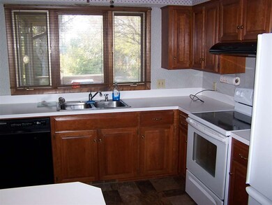 1203 12th St, Grundy Center, IA 50638 - photo 3