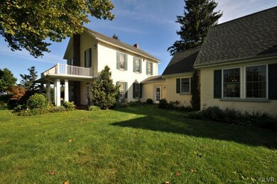 5041 Vera Cruz Rd, Emmaus, PA 18049 - photo 4