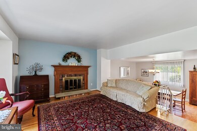 519 Whitman Dr, Blackwood, NJ 08012 - photo 7