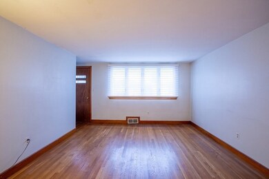 15 Joy Rd, Peabody, MA 01960 - photo 5