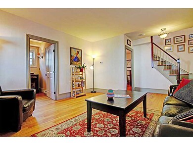 16 Dove St, Providence, RI 02906 - photo 4