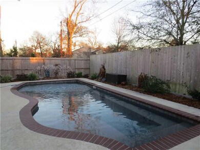 Swimming Pool/Hot Tub/Sauna.