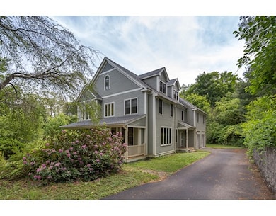 117 Vine St, Lexington, MA 02420 - photo 2