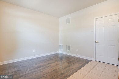 523 Garrett a Morgan Blvd, Hyattsville, MD 20785 - photo 5