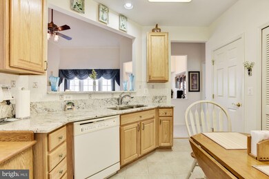 7815 Oxford Dr unit J, Elkridge, MD 21075 - photo 6