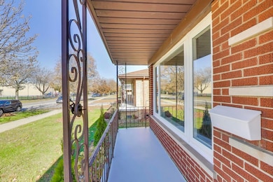 11459 S Ewing Ave, Chicago, IL 60617 - photo 4