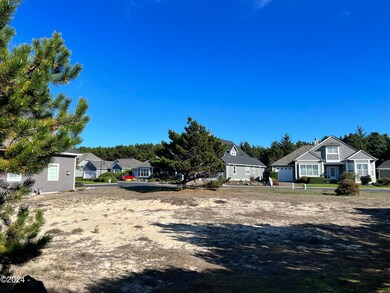 5960 SW Arbor Dr, South Beach, OR 97366 - photo 3