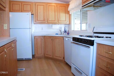 4388 Central Ave unit 63, Camarillo, CA 93010 - photo 3