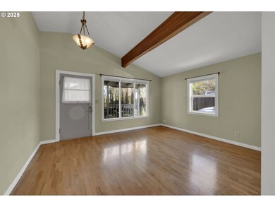 1092 Horn Ln, Eugene, OR 97404 - photo 5