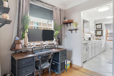 1726 Hyacinth Ave E, Saint Paul, MN 55106 - photo 6