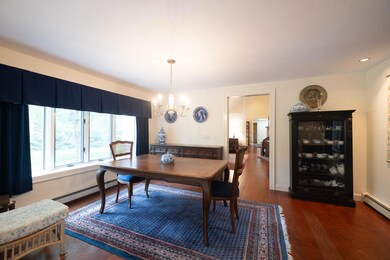 Dining Room2