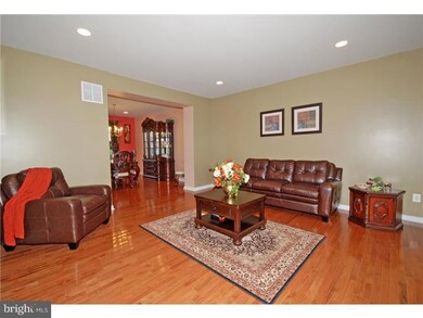 12 Goldstar Dr, Princeton, NJ 08540 - photo 3