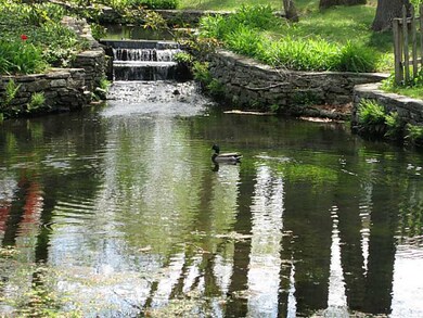 100 Cumberland Rd, Warwick, RI 02886 - photo 4