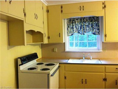 1640 Westchapel Rd, Asheboro, NC 27205 - photo 6