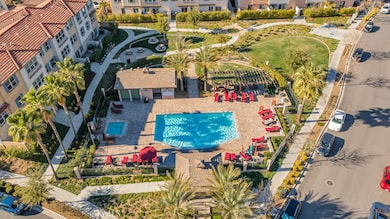 22104 Barrington Way, Santa Clarita, CA 91350 - photo 3