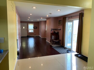 53 Hillcrest Ave, Iselin, NJ 08830 - photo 2