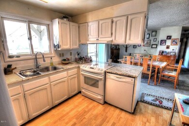 Kitchen 2