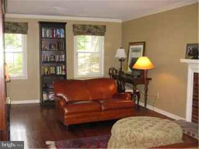 93 Woodstone Ln, Villanova, PA 19085 - photo 3