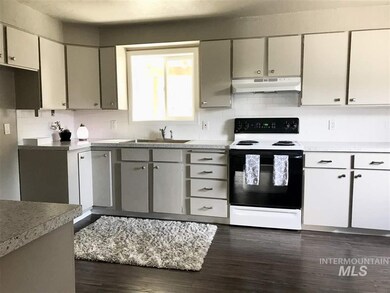 1004 2nd St, Asotin, WA 99402 - photo 5