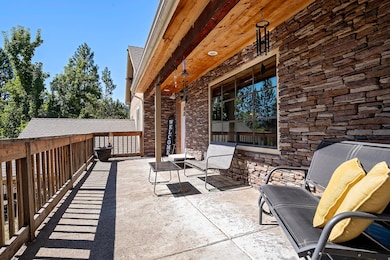 838 Ragsdale Rd, Trail, OR 97541 - photo 2